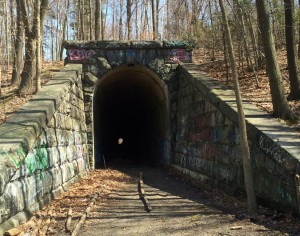 clinton-tunnel-west